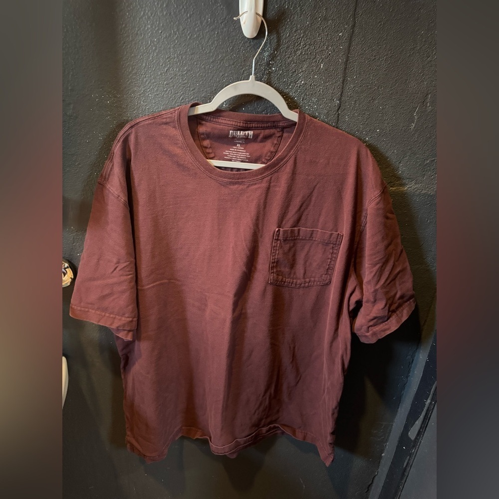 Duluth Trading Co Maroon Short Sleeve Tee with Pocket